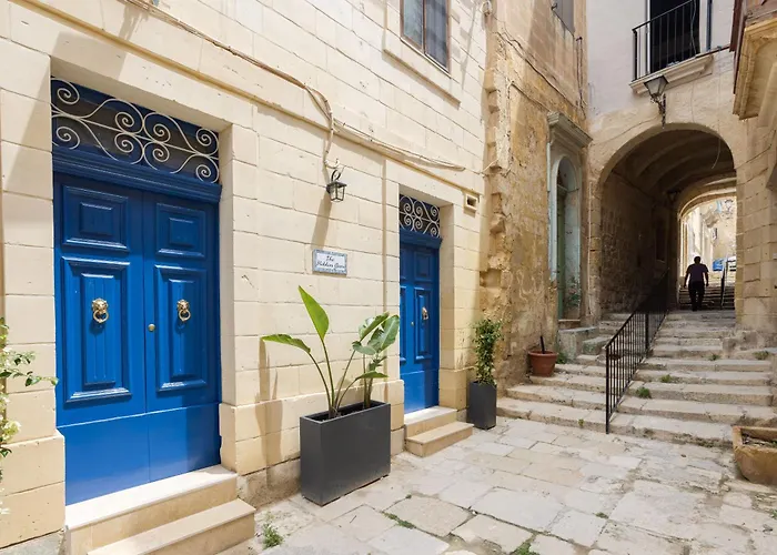 ホームステイ The Maltese Gem